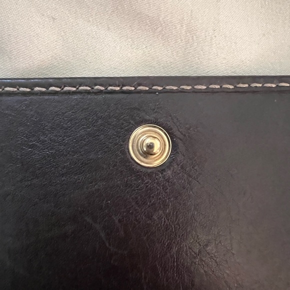 AUTHENTIC VINTAGE GUCCI WALLET - Picture 13 of 13